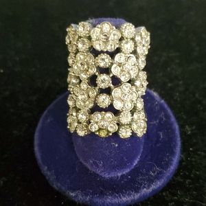 Women's fashion ring !